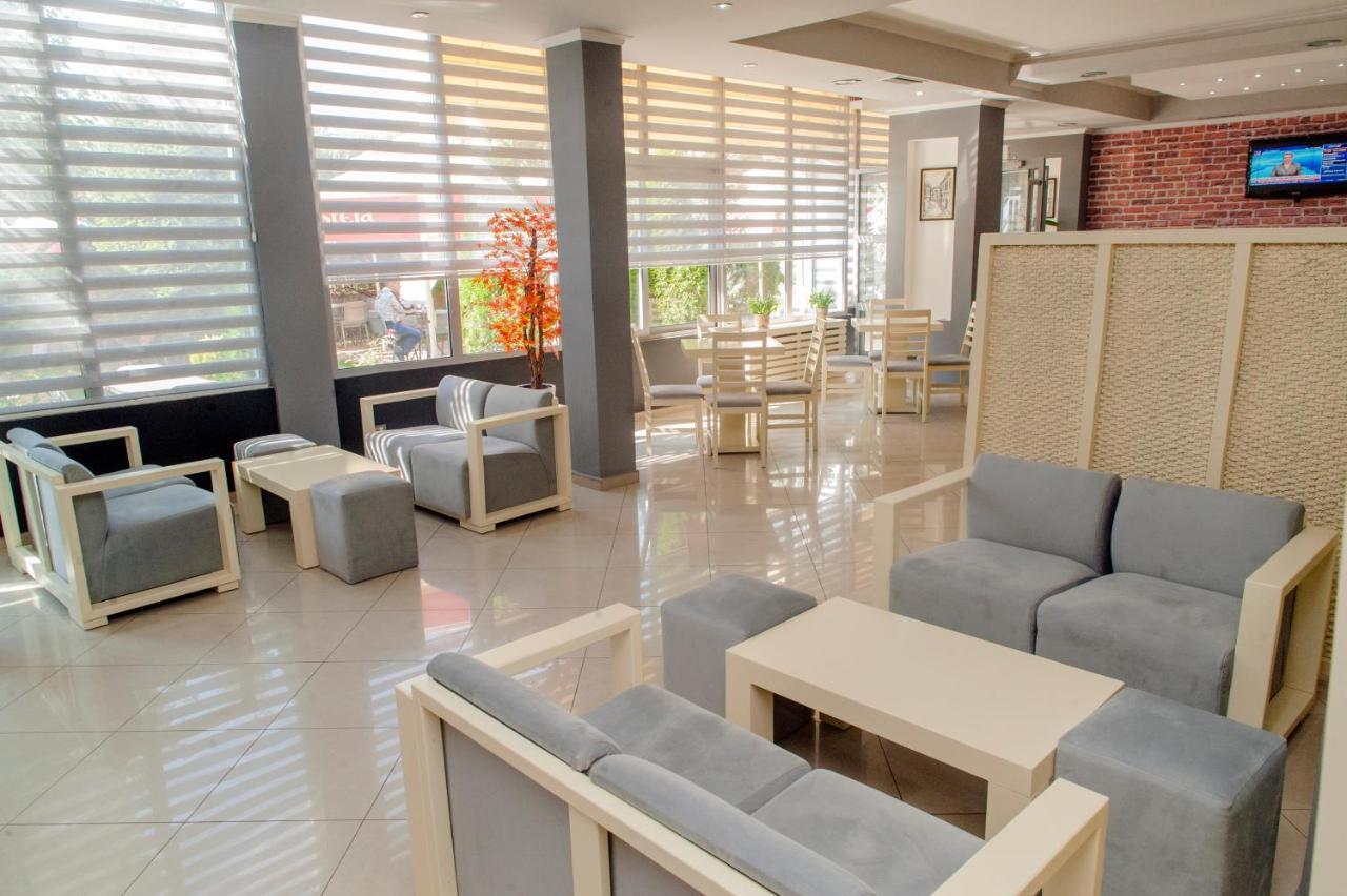 Hotel Edea Korce Ngoại thất bức ảnh