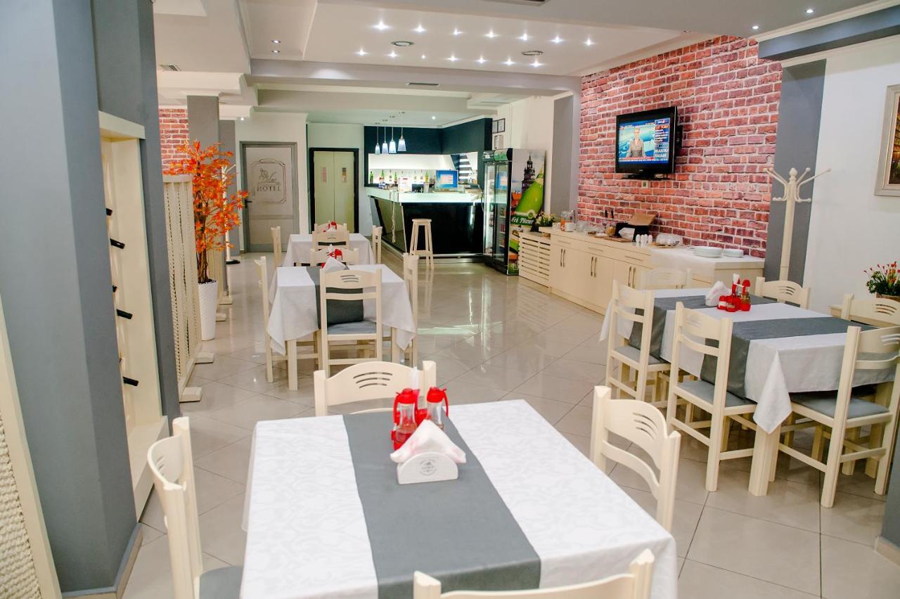 Hotel Edea Korce Ngoại thất bức ảnh